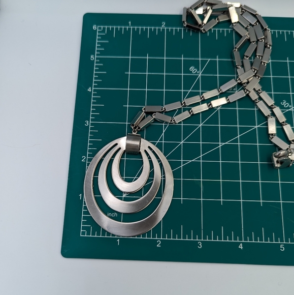 Vintage Monet Silver Tone Tournee Collection 1960s Necklace Book Piece - Picture 11 of 11